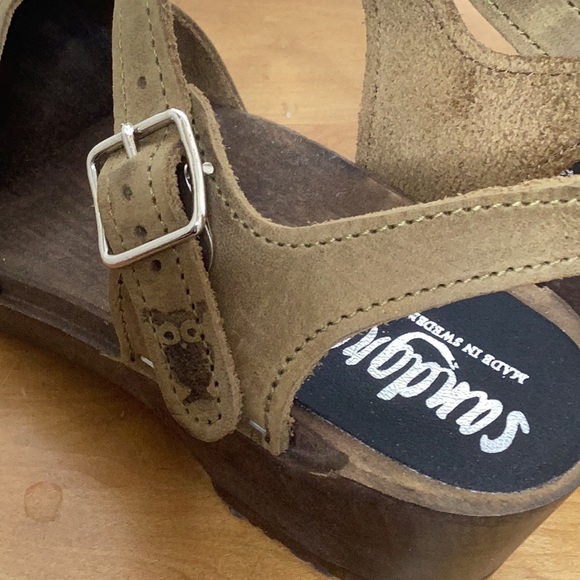 Sandgrens Clogs with Straps - Picture 7 of 9